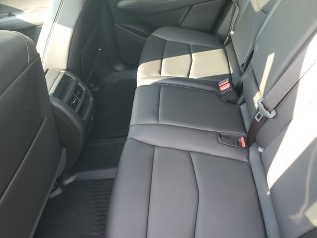 Certified 2025 Cadillac XT5 Premium Luxury w/ LPO, Floor Liner Package AWD/4WD image 31