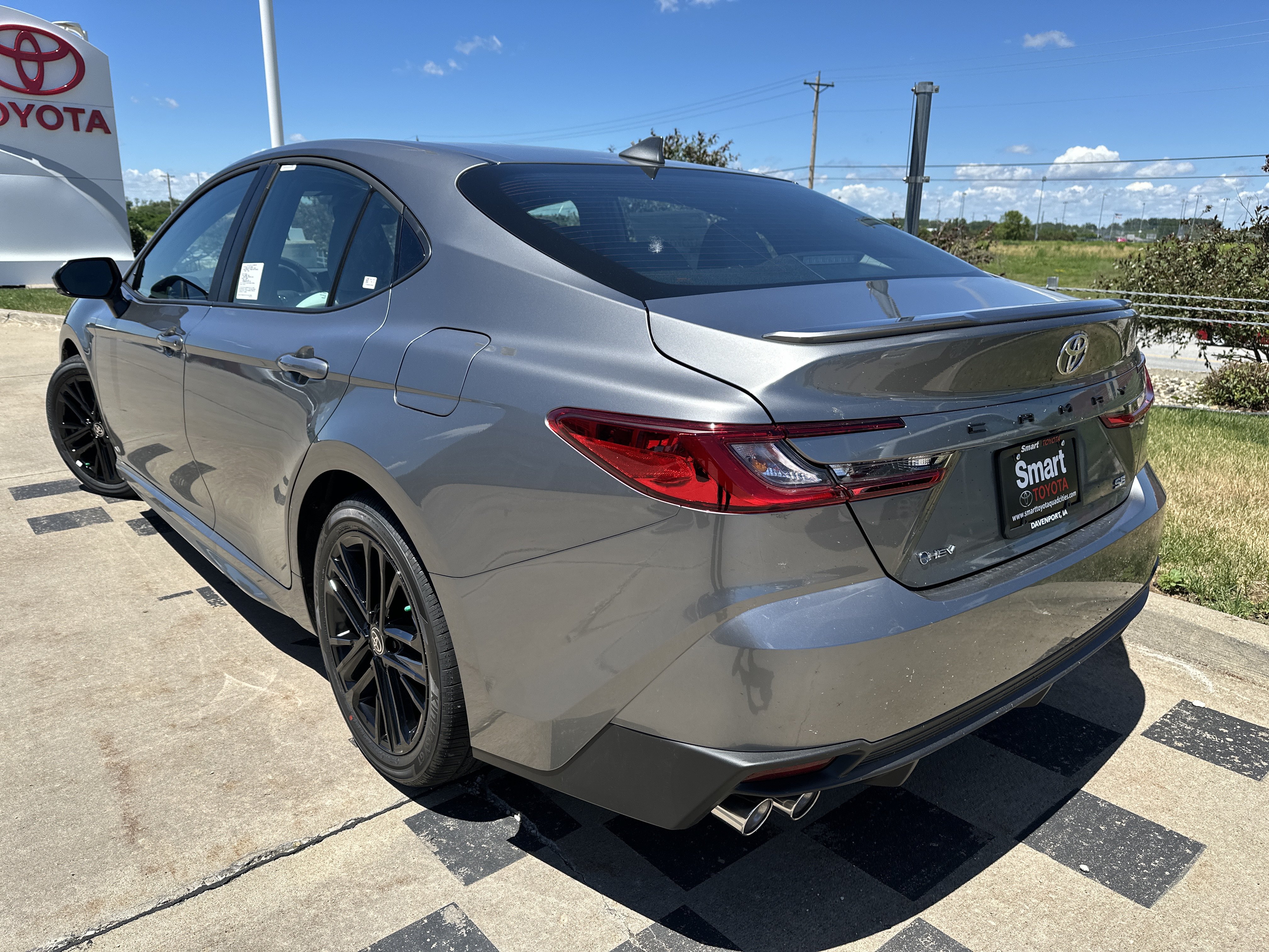 New 2026 Toyota Camry SE w/ Convenience Package FWD image 4