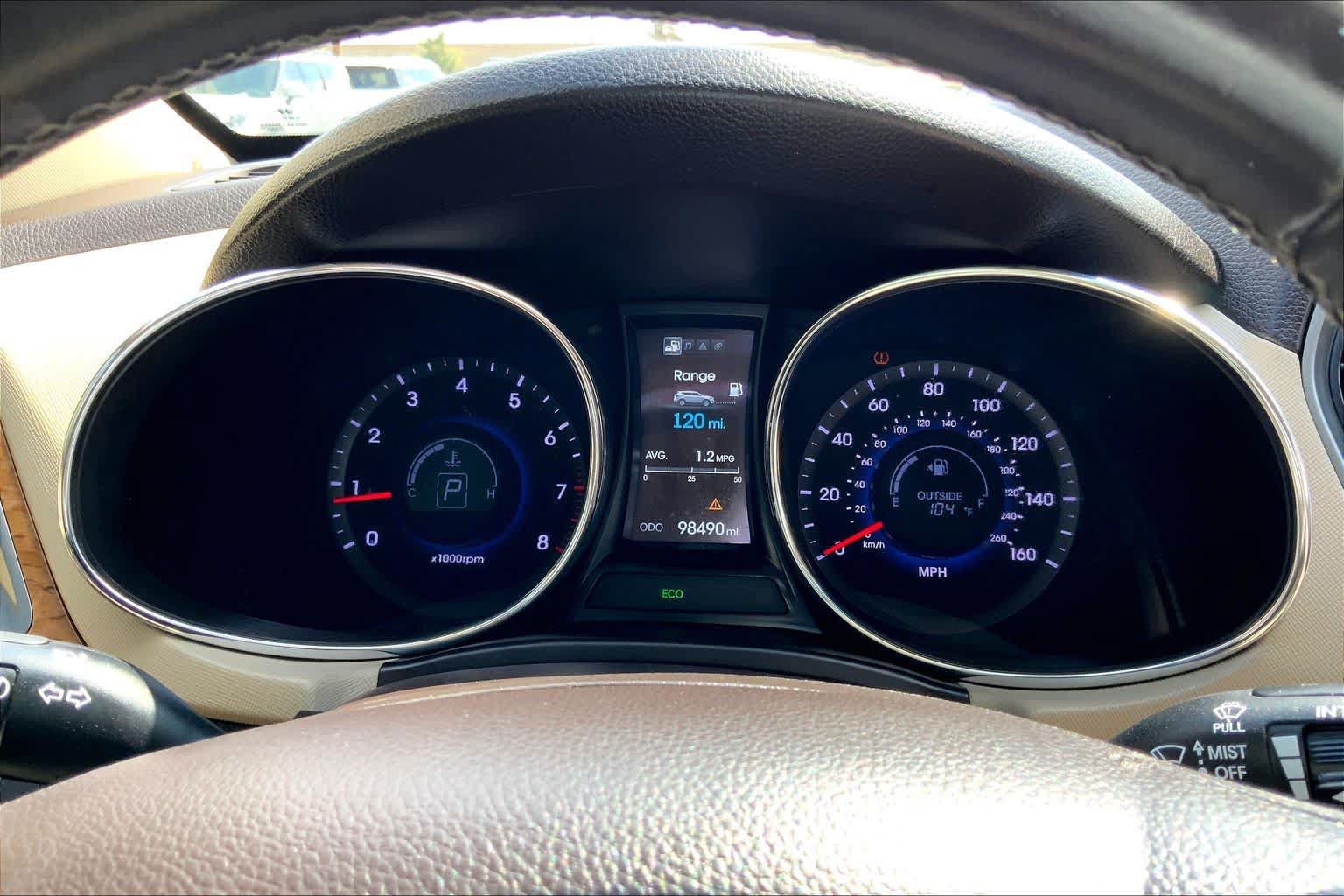 Used 2014 Hyundai Santa Fe Sport w/ Premium Equipment Package 03 FWD image 26