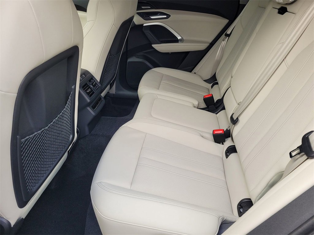 New 2025 Audi Q5 Premium Plus image 7