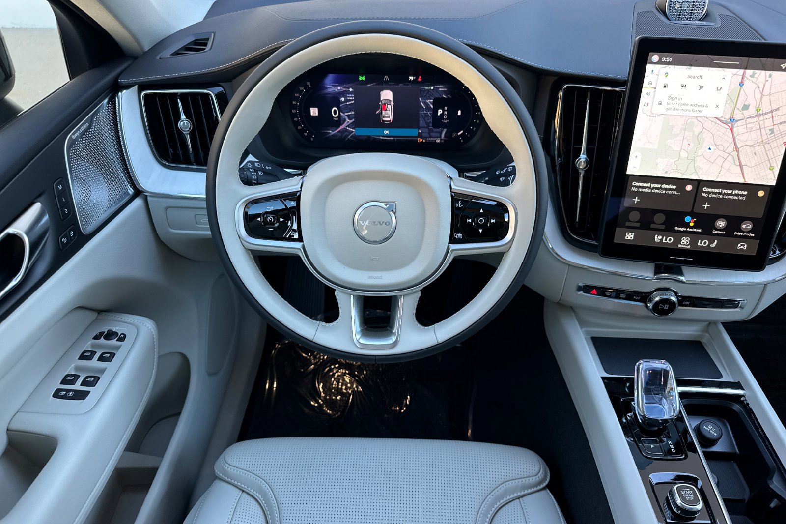 New 2026 Volvo XC60 B5 Ultra image 12