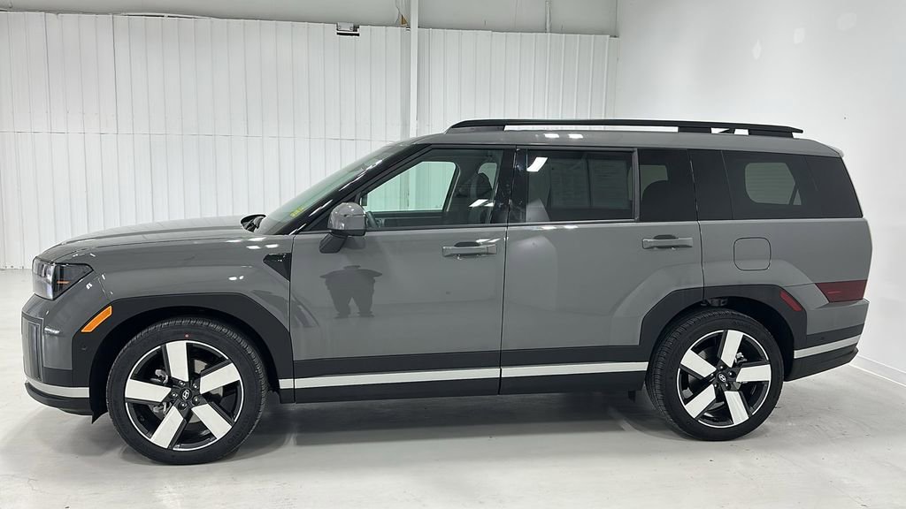 Certified 2026 Hyundai Santa Fe Limited image 3