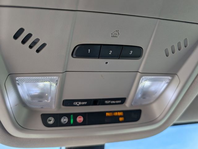 Used 2019 GMC Acadia SLT image 12