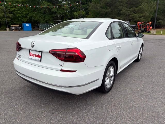 Used 2018 Volkswagen Passat 2.0T S FWD image 19
