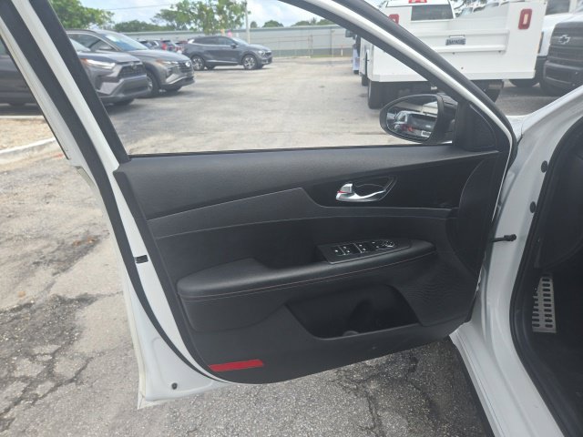 Used 2021 Kia Forte GT FWD image 12