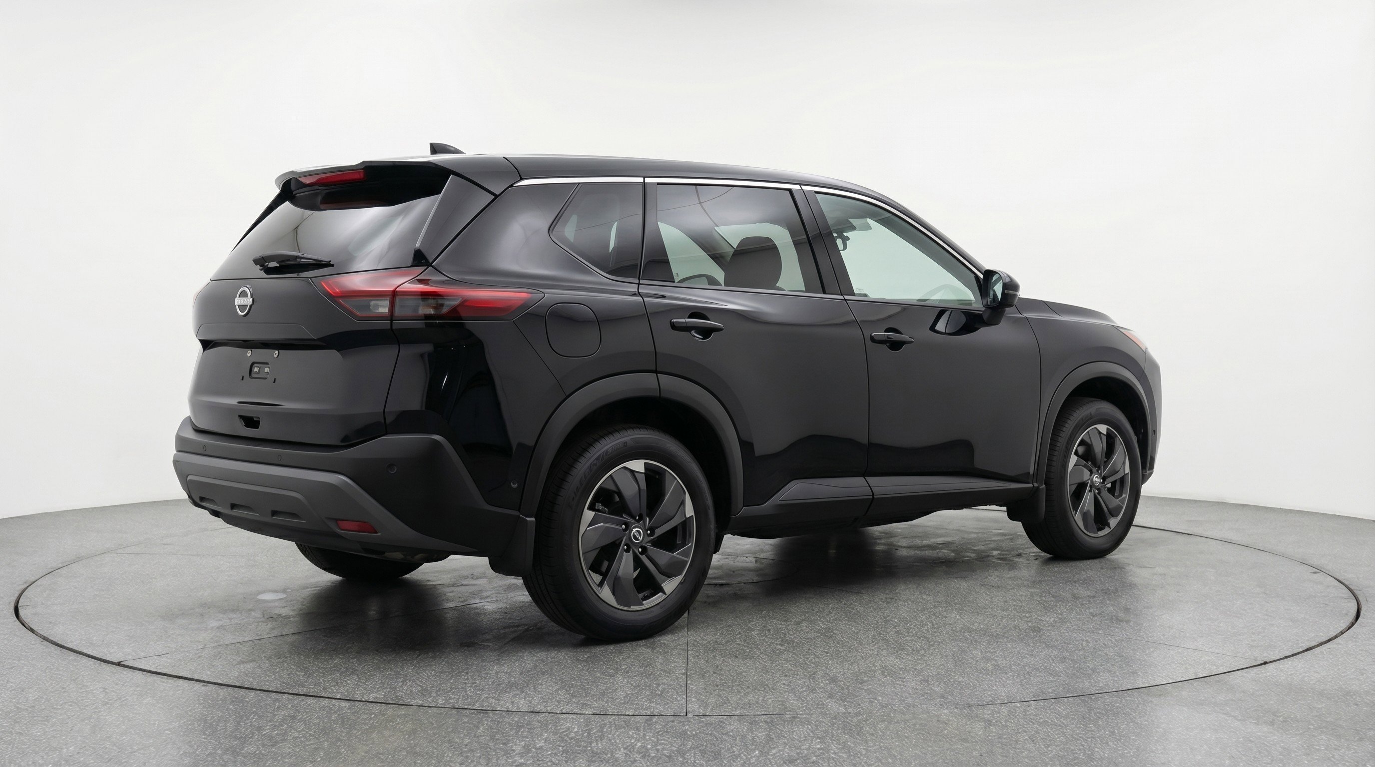 Used 2025 Nissan Rogue SV FWD image 9