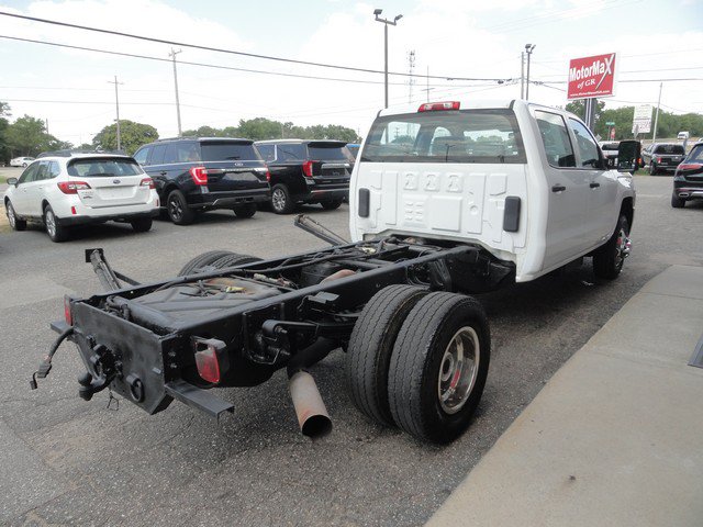 Used 2015 Chevrolet Silverado 3500 W/T w/ WT Convenience Package AWD/4WD image 7