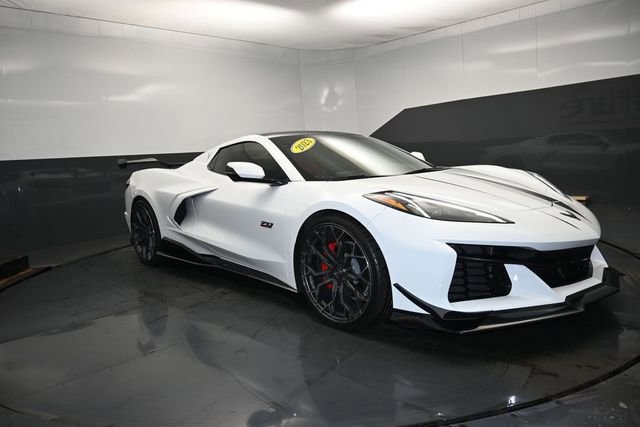 Used 2023 Chevrolet Corvette Stingray Convertible w/ Chrome Exterior Badge Package RWD image 30