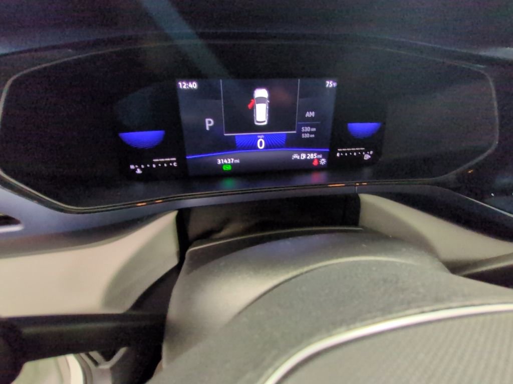 Used 2022 Volkswagen Taos SE image 16