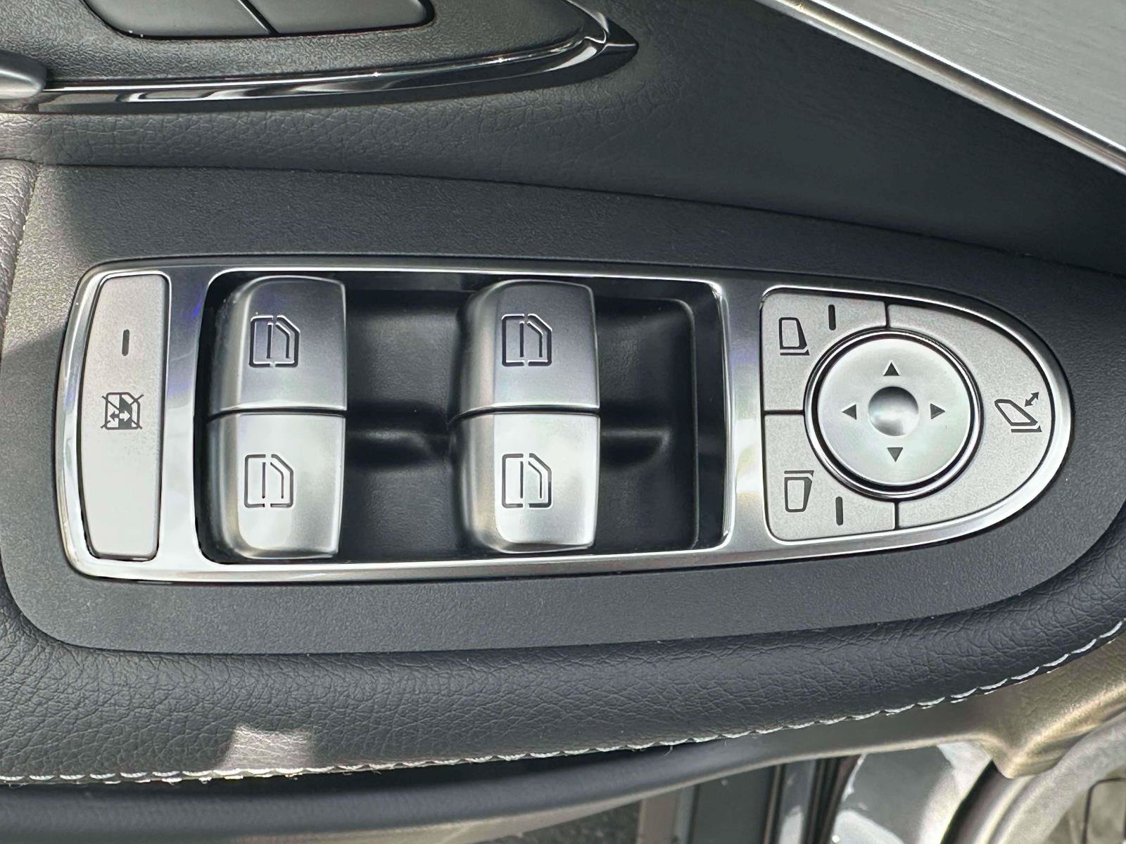 Certified 2023 Mercedes-Benz GLC 300 4MATIC Coupe image 13
