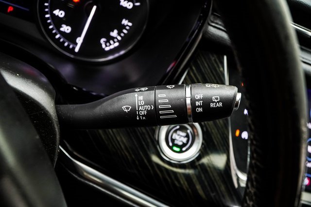 Used 2020 Cadillac XT6 Premium Luxury image 36