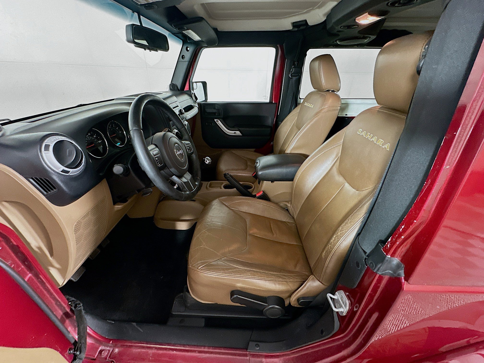 Used 2013 Jeep Wrangler Sahara w/ Trailer Tow Group AWD/4WD image 13