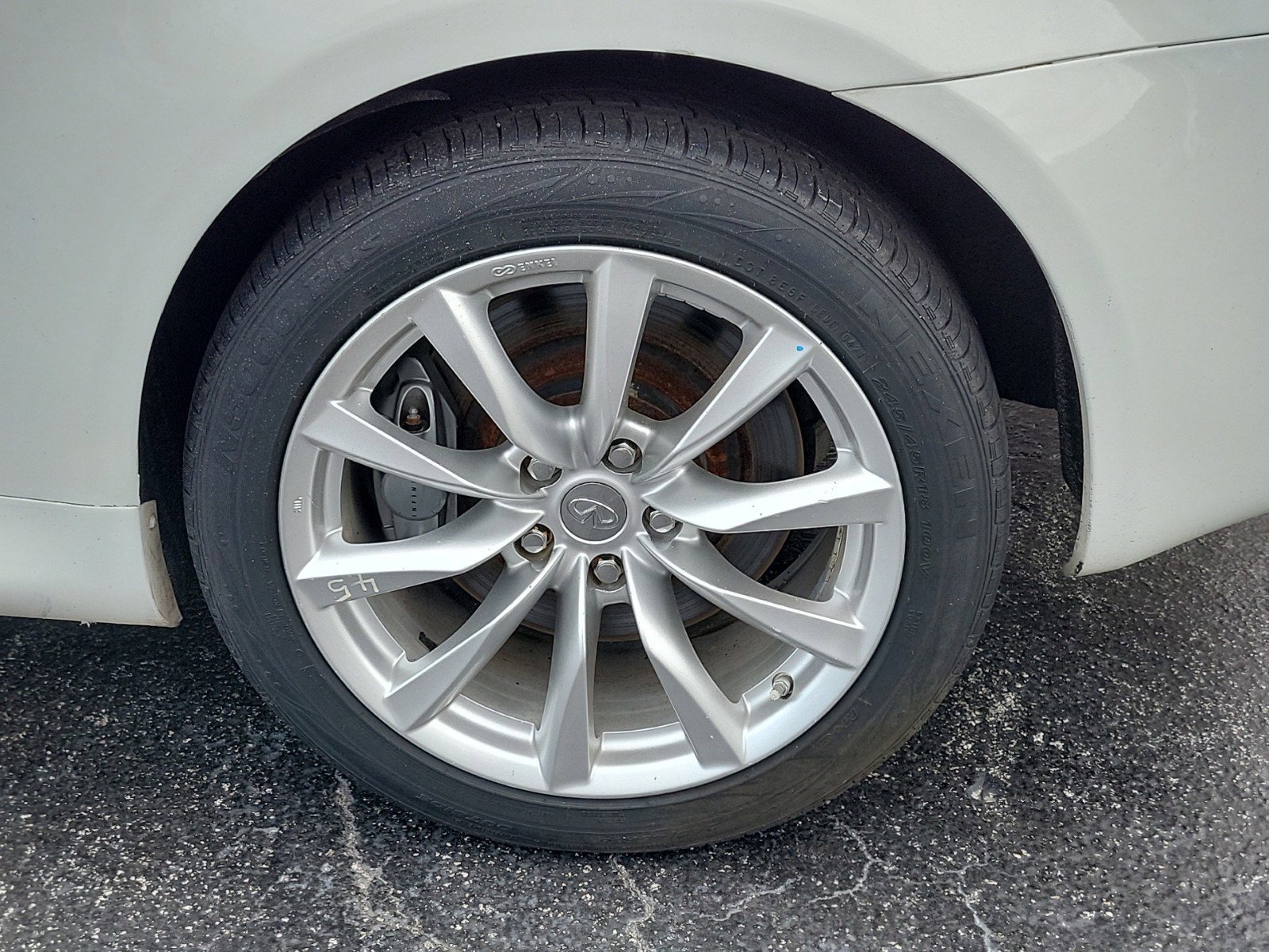 Used 2014 INFINITI Q60 Journey w/ Premium Package image 8