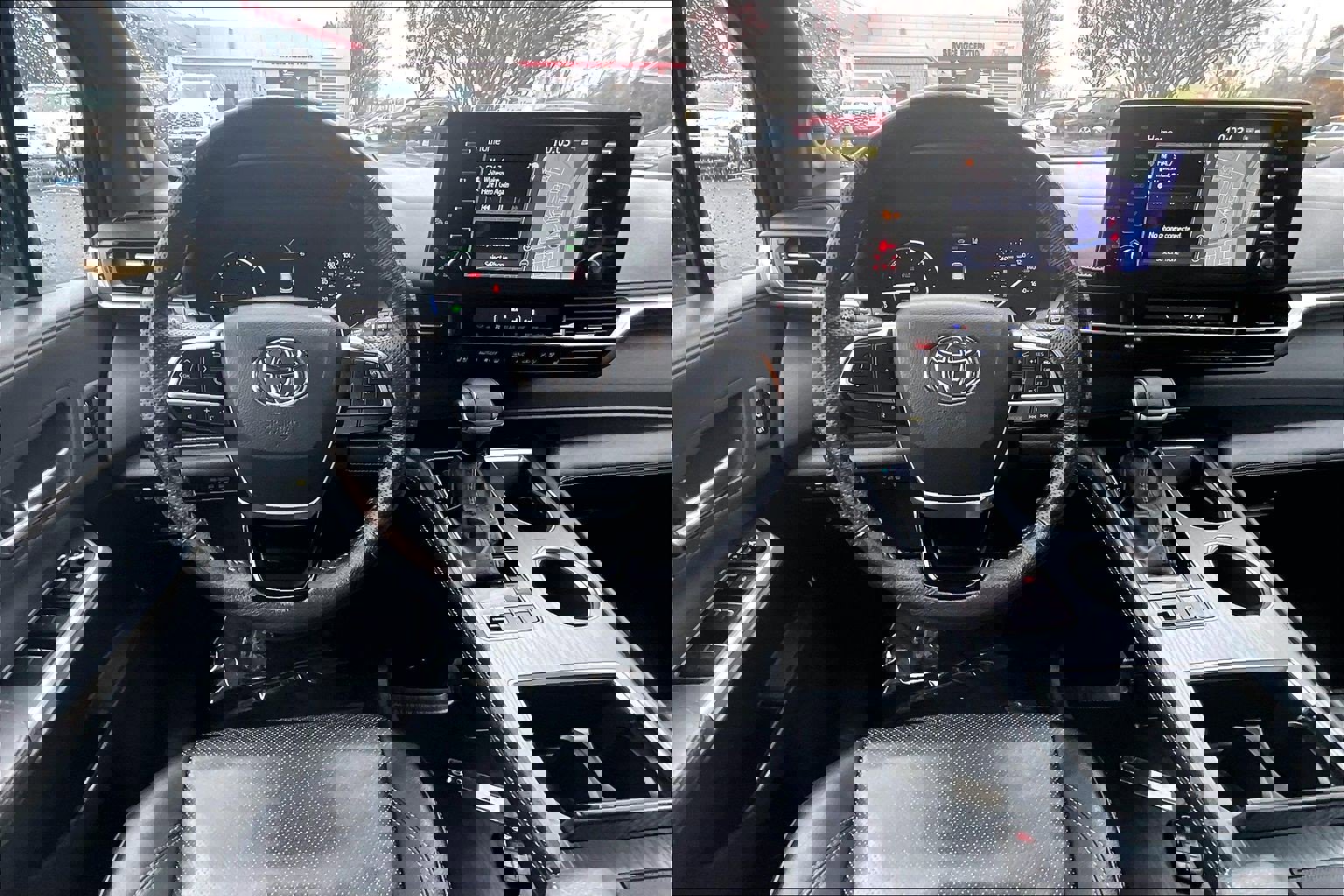 Used 2023 Toyota Sienna XSE image 5