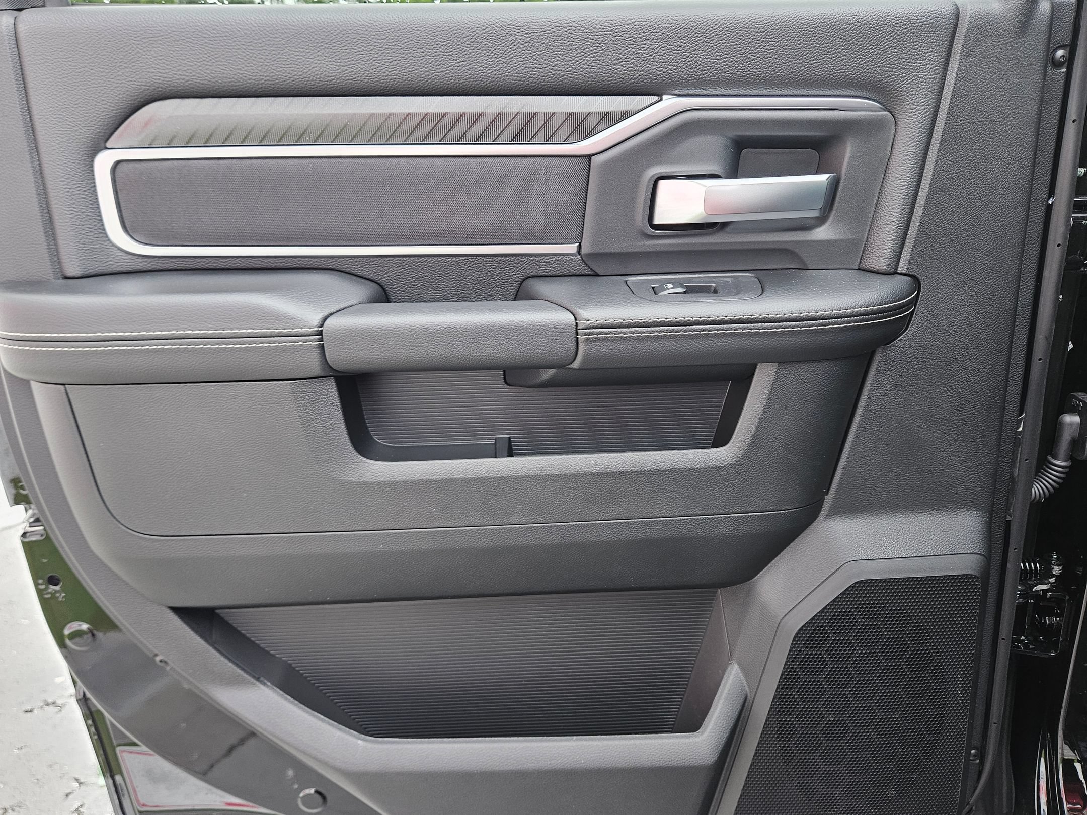 New 2026 RAM 2500 Big Horn AWD/4WD image 21