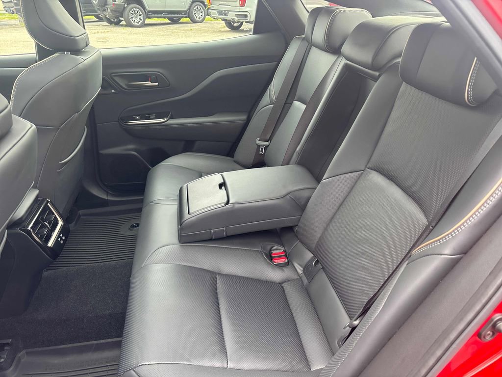 Used 2024 Toyota Crown Platinum AWD/4WD image 24