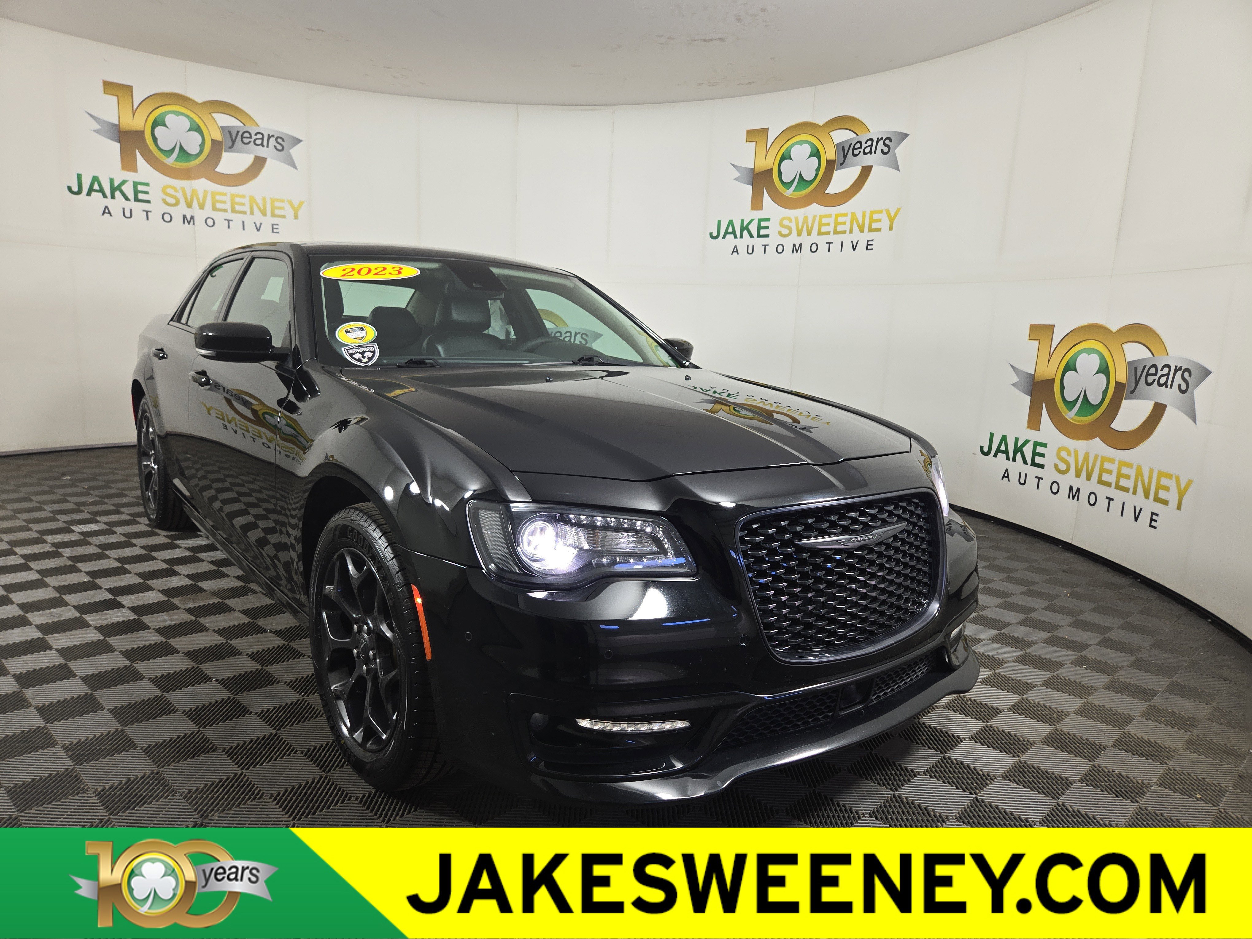 Used 2023 Chrysler 300 Touring L w/ Popular Equipment Group