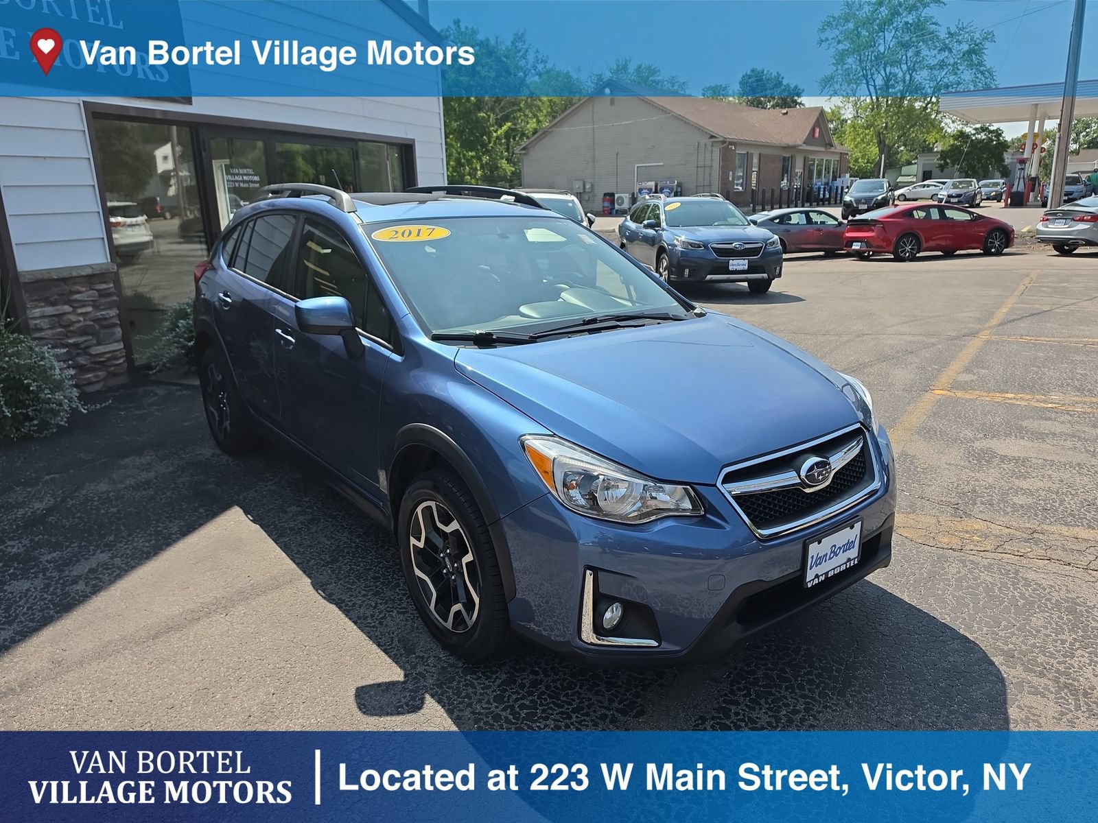 Used 2017 Subaru Crosstrek 2.0i Premium w/ Moonroof Package AWD/4WD image 3