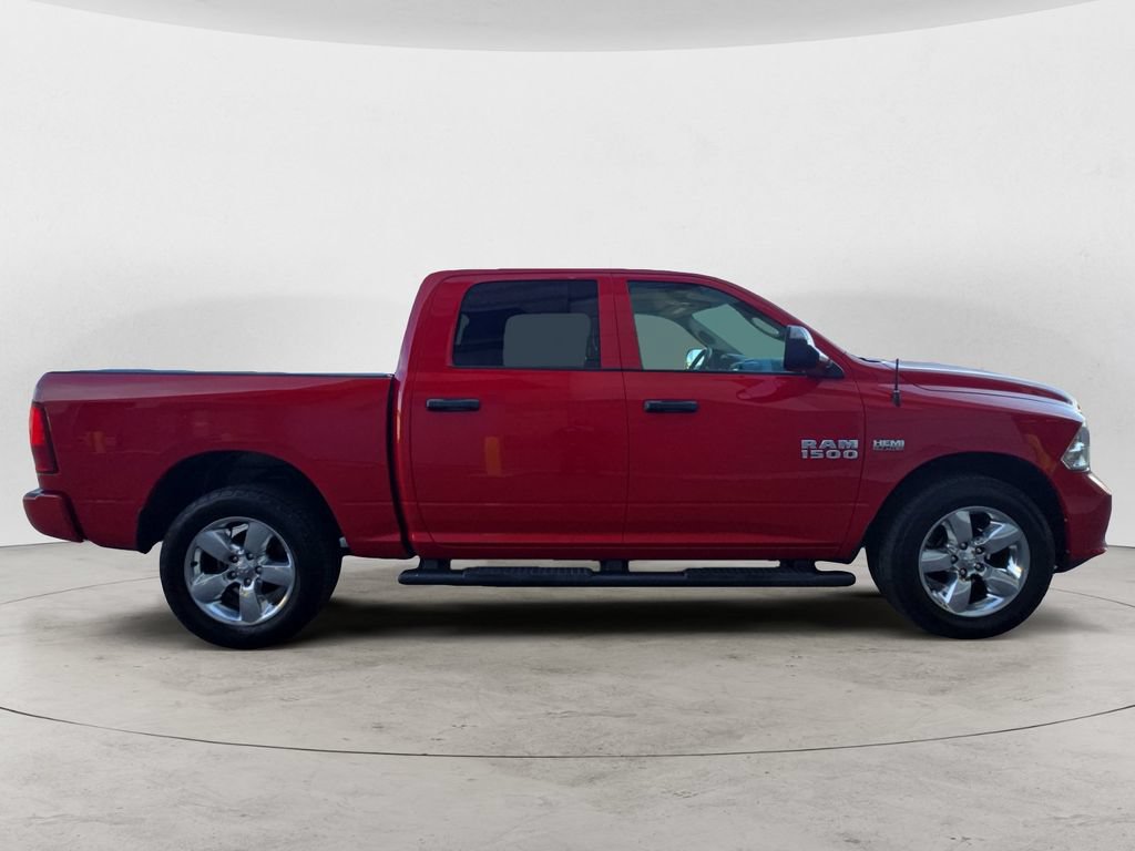 Used 2017 RAM 1500 Express AWD/4WD image 7