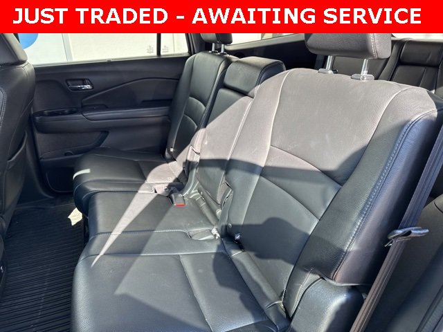 Used 2017 Honda Pilot Touring image 11