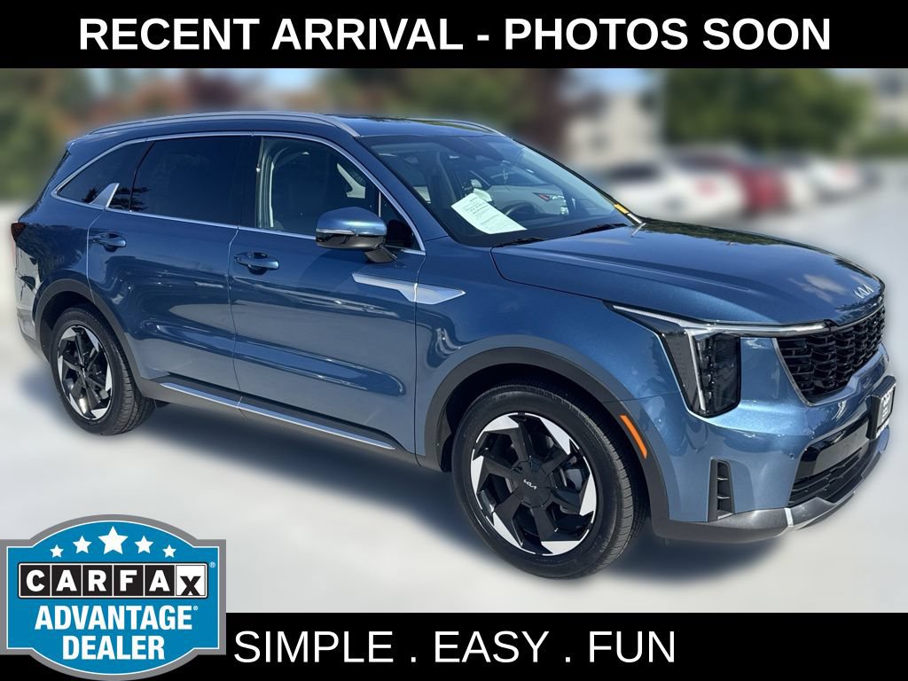 Certified 2026 Kia Sorento EX AWD/4WD image 1