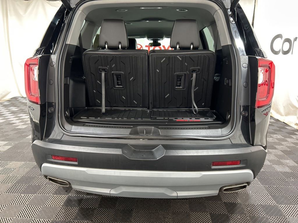Used 2023 GMC Acadia SLT w/ Technology Package image 19
