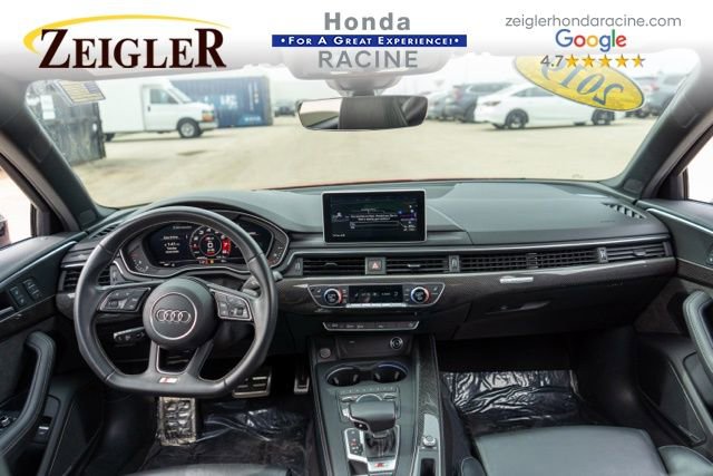 Used 2019 Audi S4 Prestige w/ Prestige Package image 16