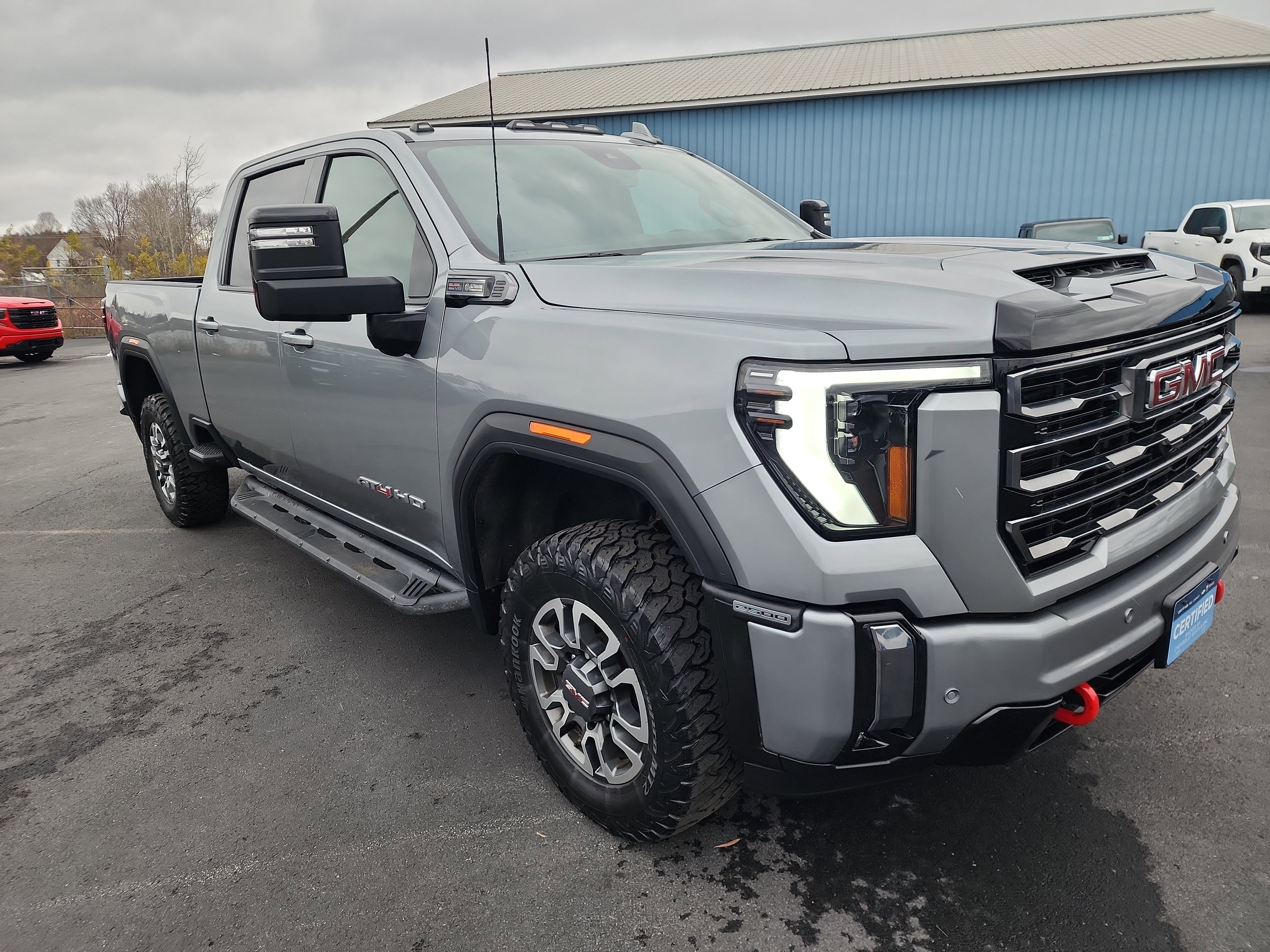 Certified 2024 GMC Sierra 2500 AT4 w/ AT4 Preferred Package image 2