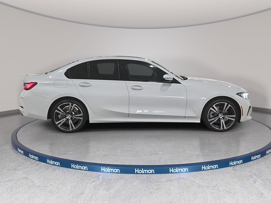 Used 2023 BMW 330i xDrive Sedan w/ Premium Package image 4