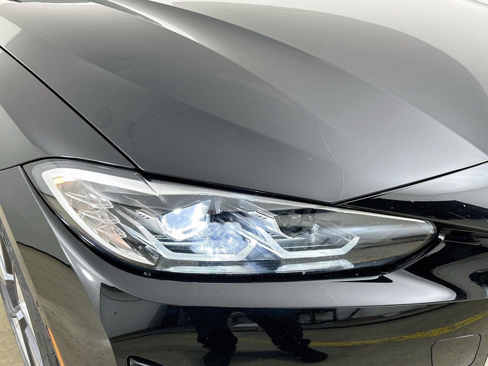 Used 2024 BMW i4 eDrive35 w/ Premium Package RWD image 9