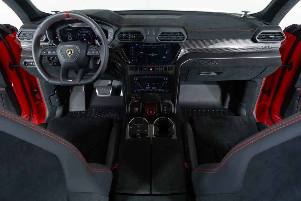 Used 2024 Lamborghini Urus Performante image 30