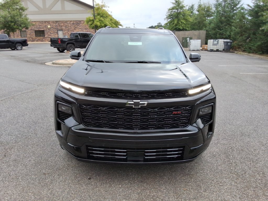 New 2027 Chevrolet Traverse RS FWD image 2