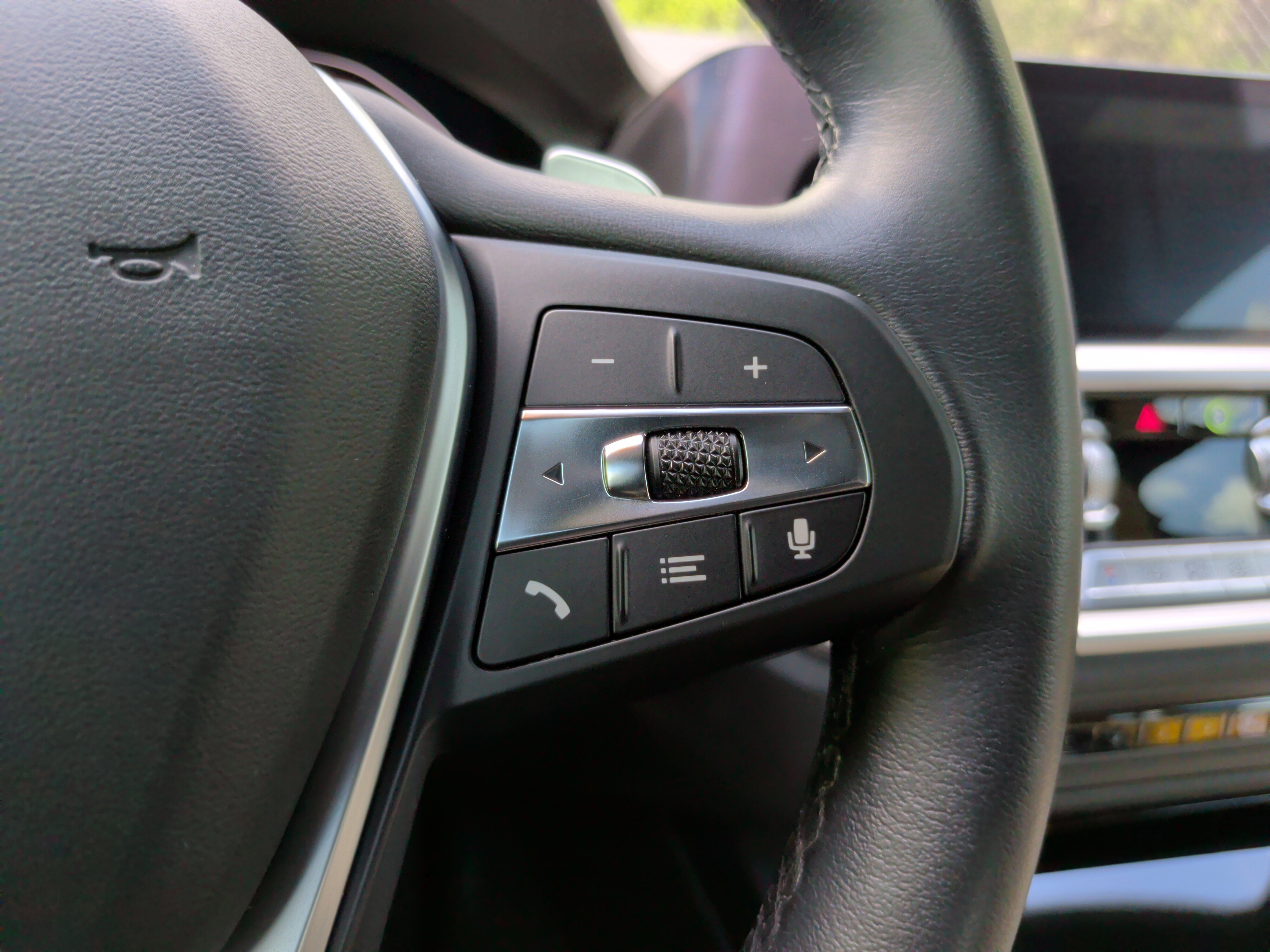 Used 2022 BMW 230i Coupe w/ Convenience Package image 21