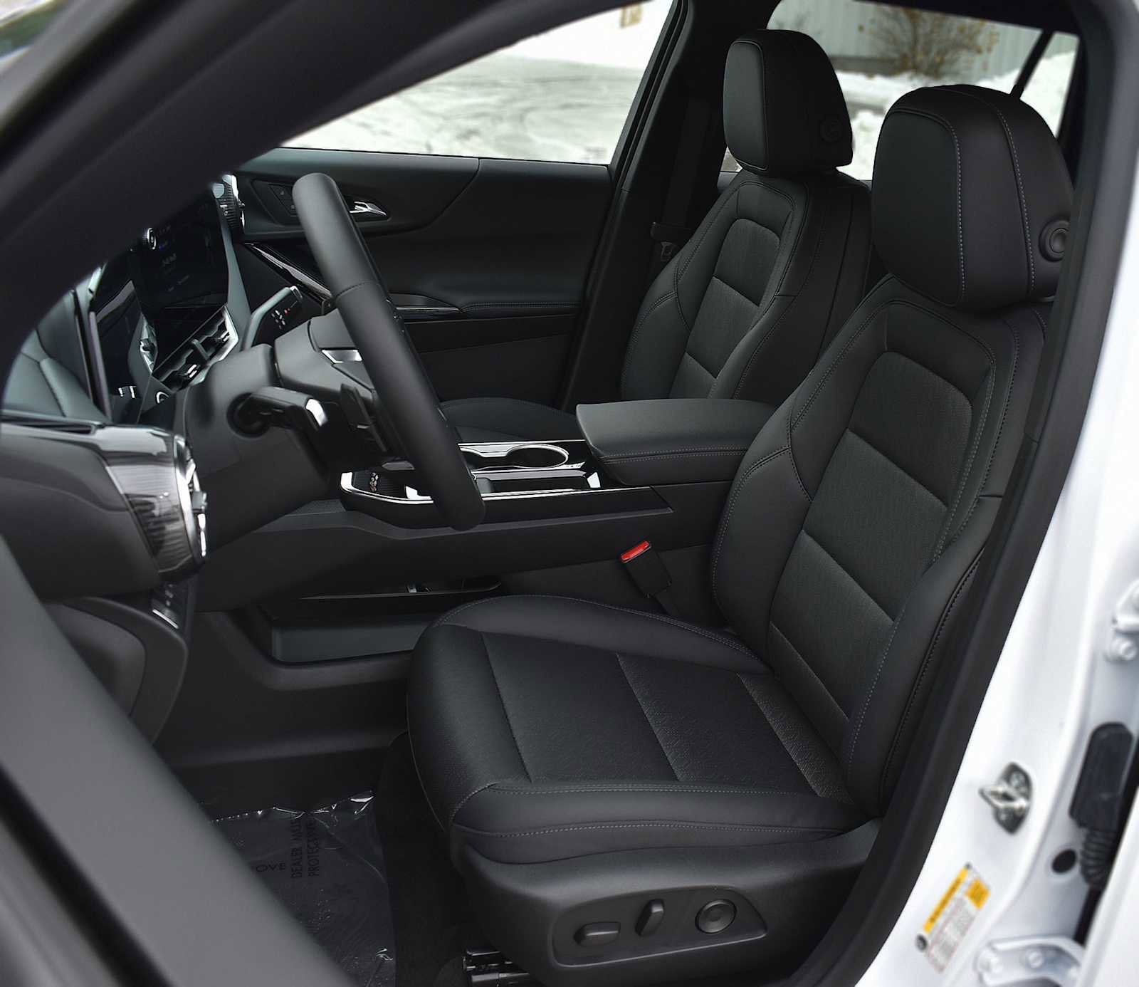 New 2026 Chevrolet Equinox LT w/ Convenience Package II image 9