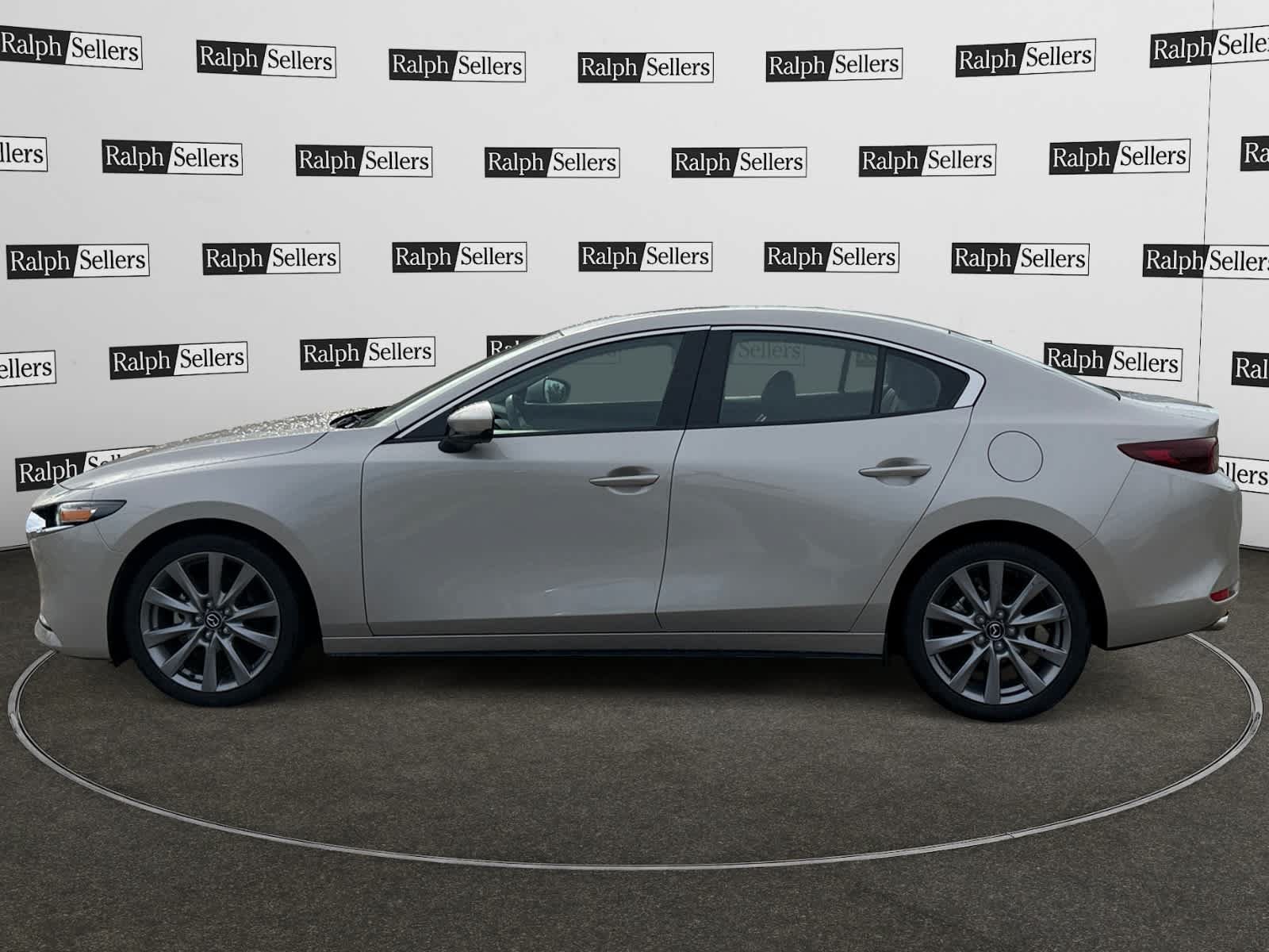 Used 2025 MAZDA MAZDA3 s FWD image 3