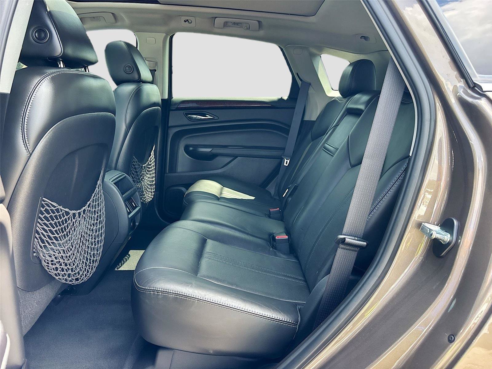 Used 2016 Cadillac SRX Luxury w/ Driver Awareness Package FWD image 26