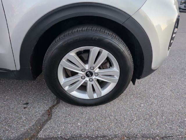 Used 2019 Kia Sportage LX AWD/4WD image 12
