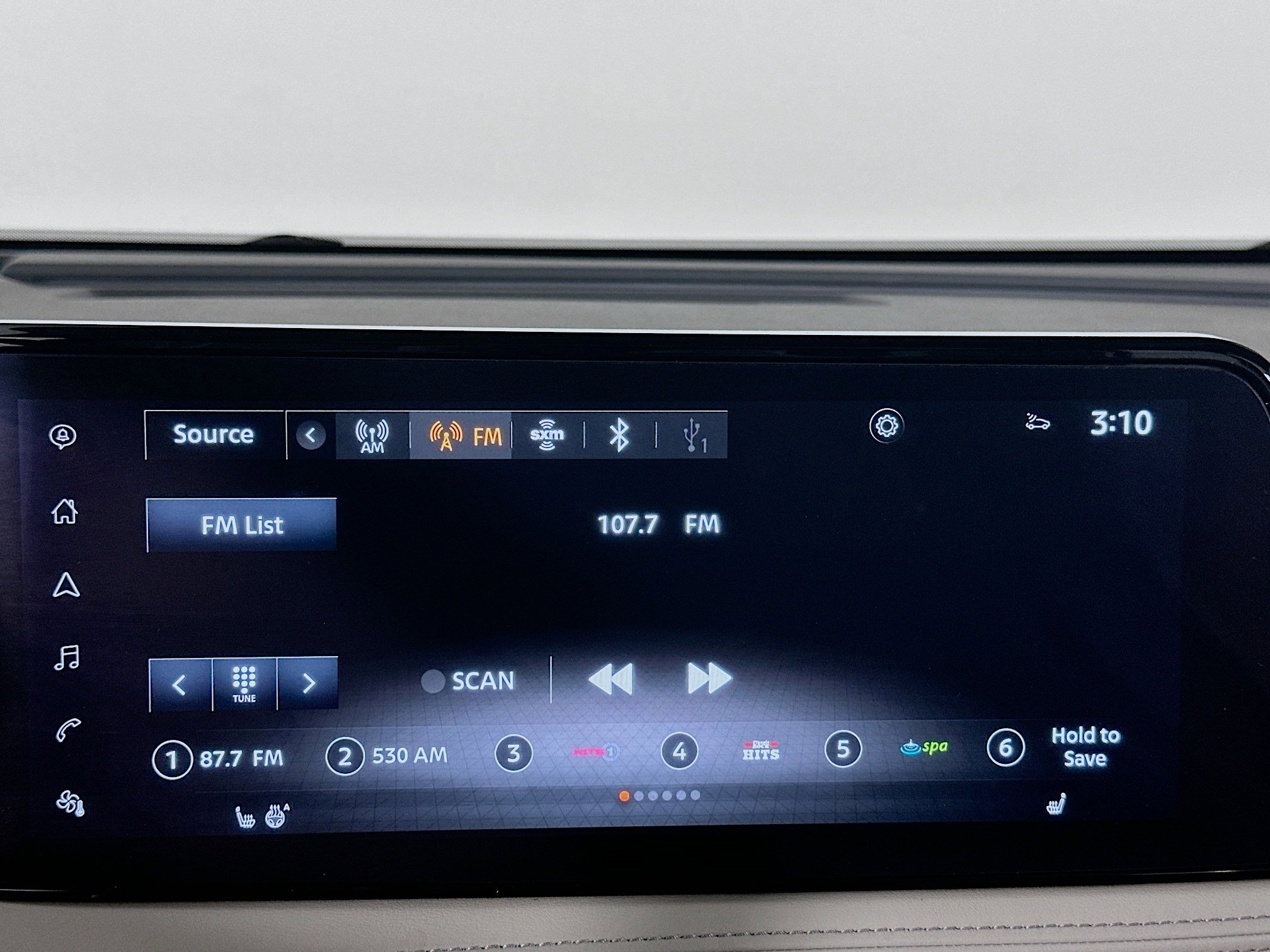 Used 2023 Nissan Ariya FWD image 21