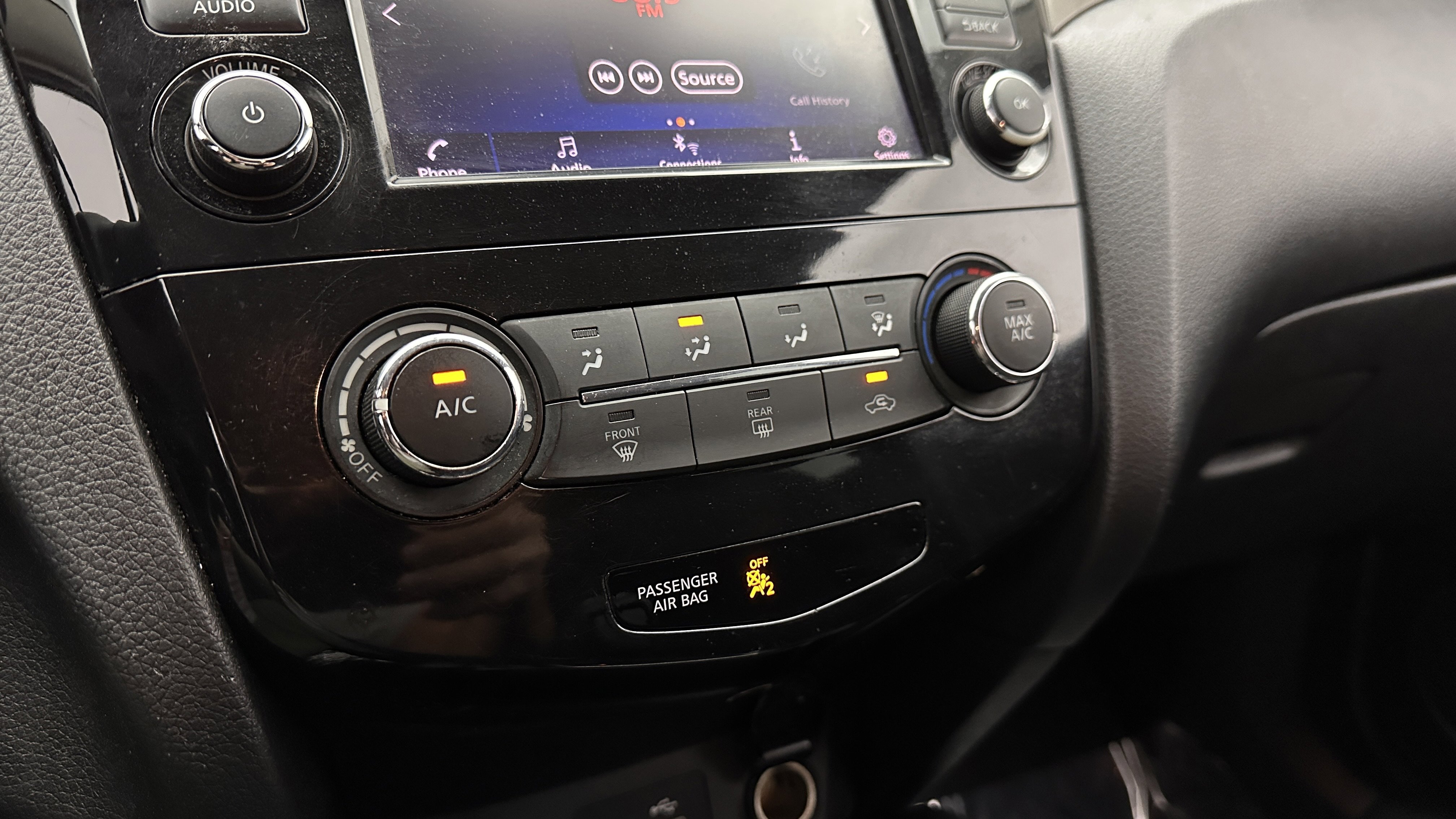 Used 2019 Nissan Rogue Sport S FWD image 16