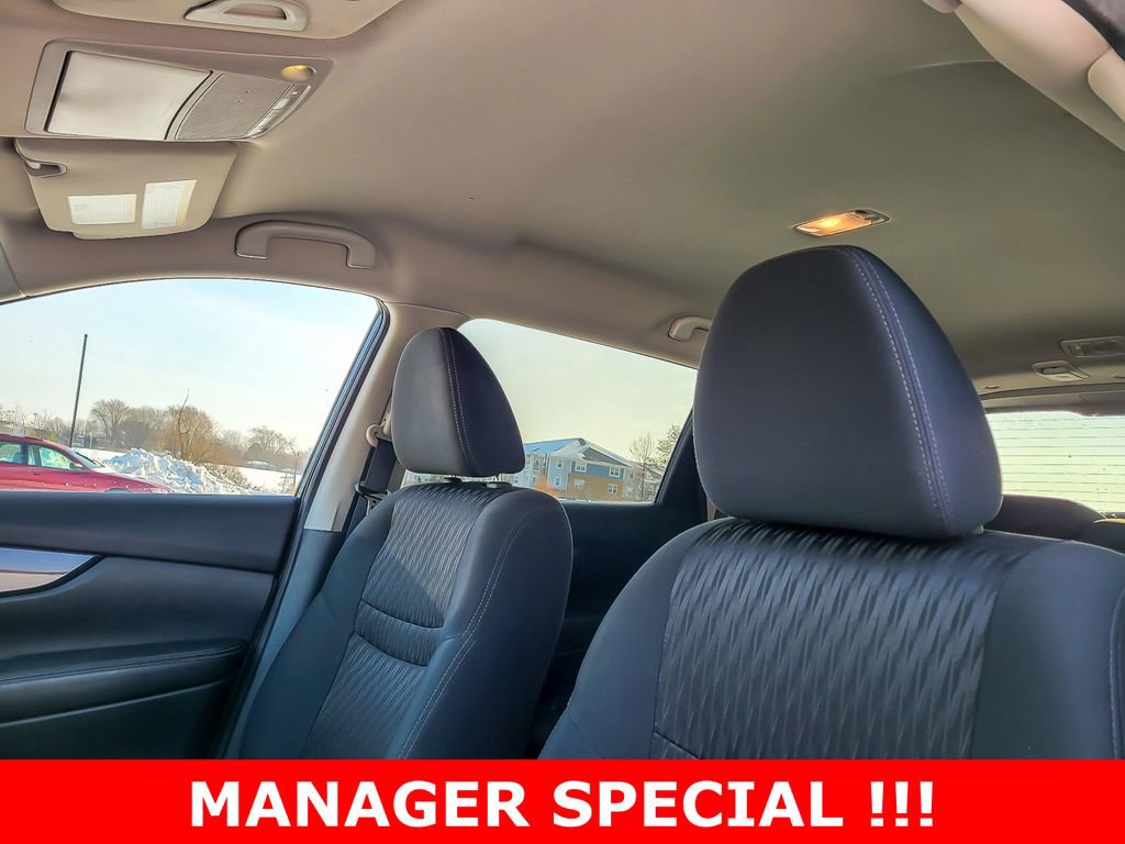 Used 2019 Nissan Rogue S w/ Special Edition Package image 10