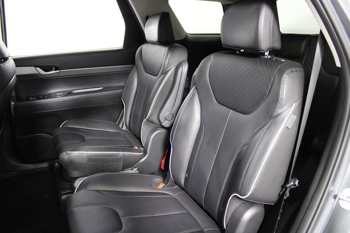 Used 2025 Hyundai Palisade SEL FWD image 26