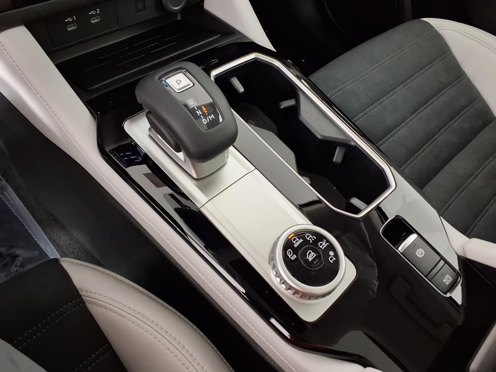 New 2026 Mitsubishi Outlander SE FWD image 19