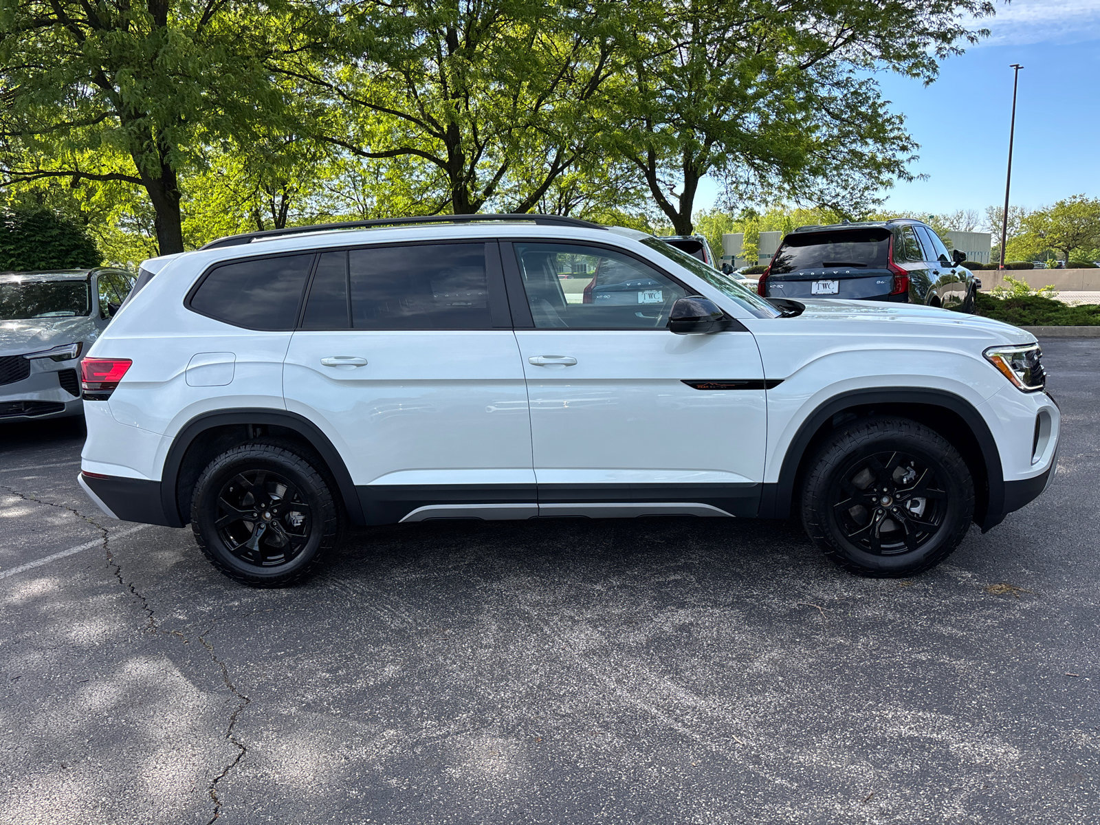 New 2026 Volkswagen Atlas Peak Edition AWD/4WD image 4