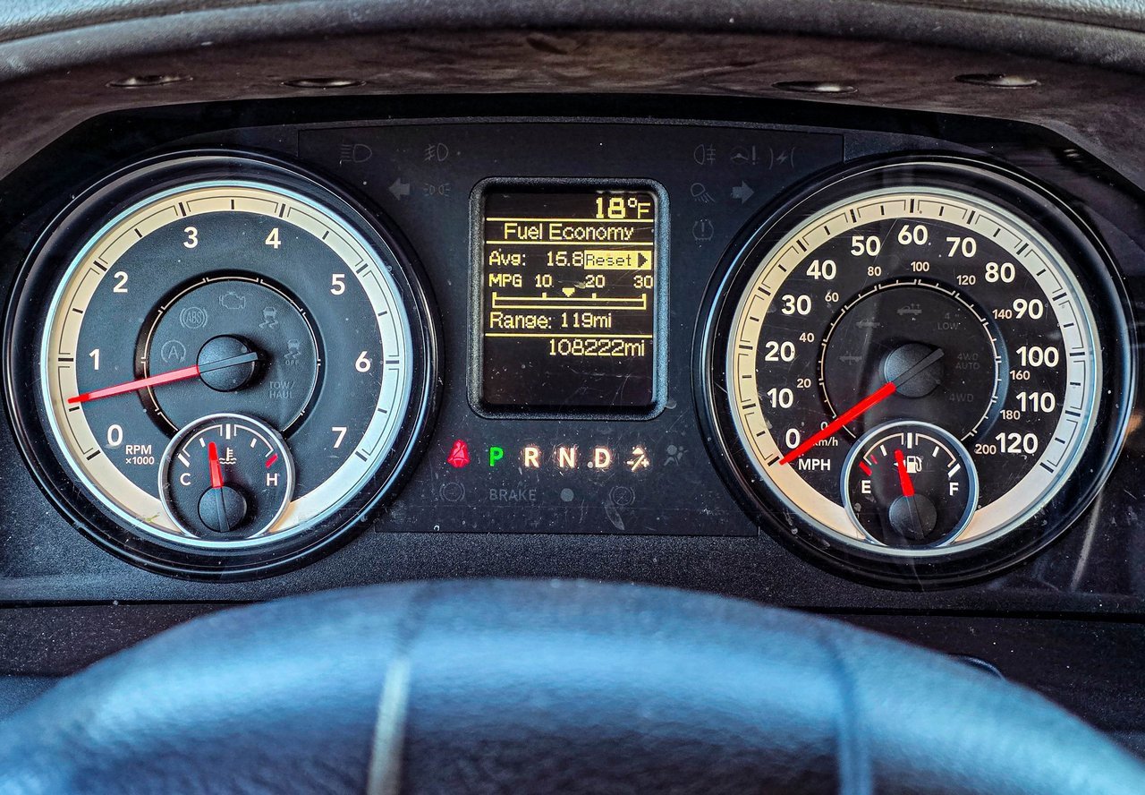 Used 2014 RAM 1500 Express image 21