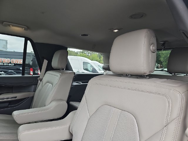 Certified 2020 Ford Expedition Limited RWD image 17