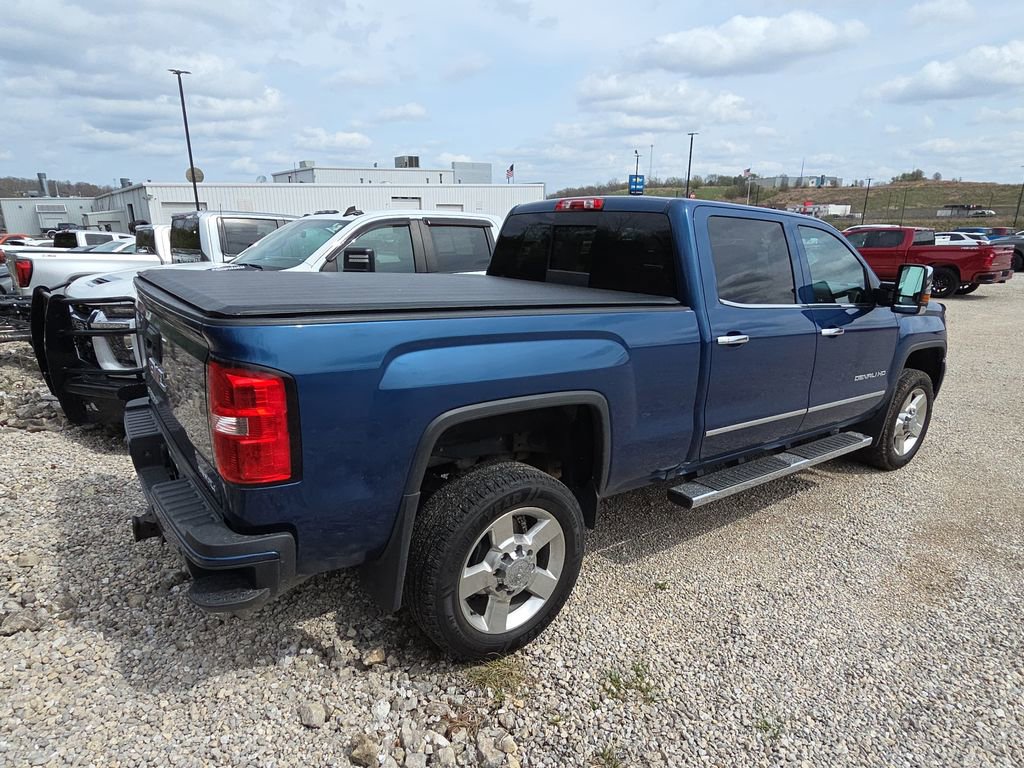 Used 2016 GMC Sierra 2500 Denali w/ Suspension Package, Off-Road image 8