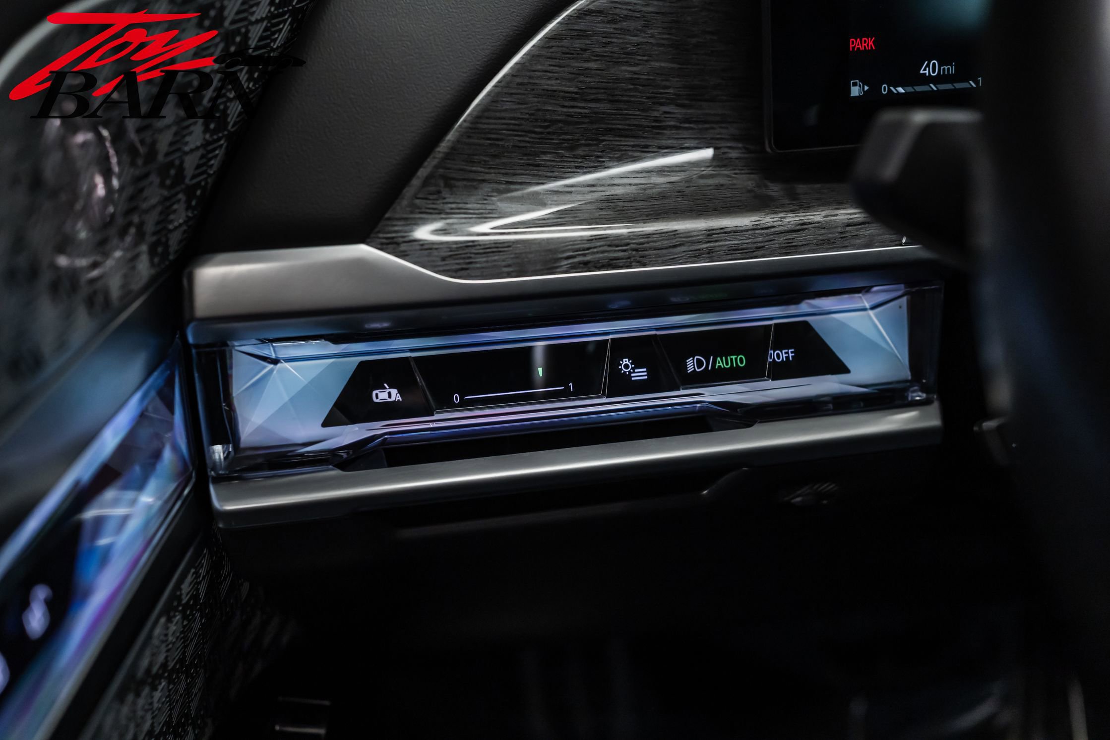 Used 2024 BMW 760i xDrive w/ Executive Package image 30