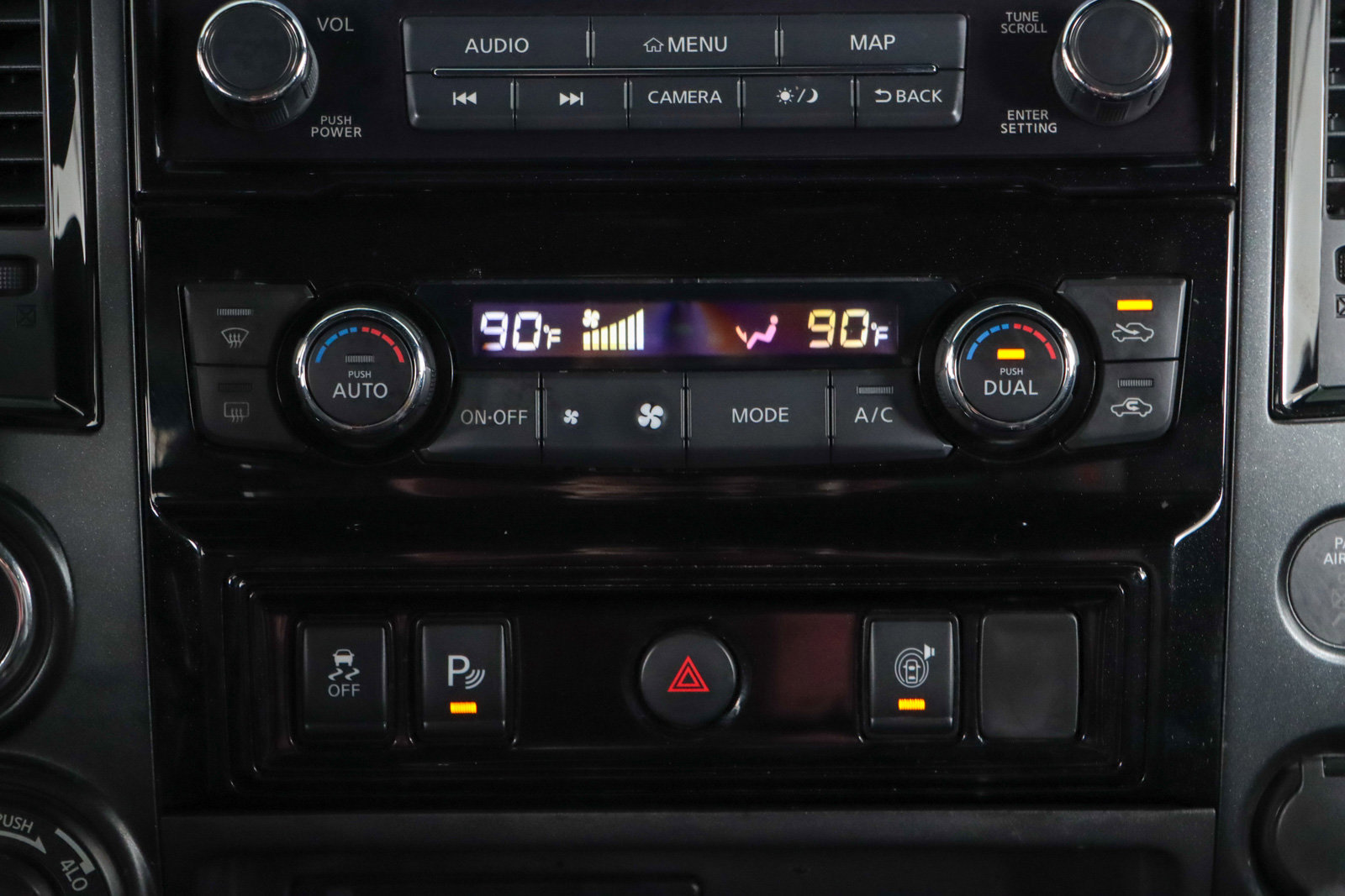 Used 2021 Nissan Titan PRO-4X w/ Pro-4x Utility Package image 21