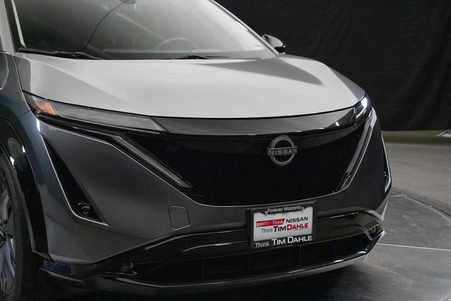 Used 2024 Nissan Ariya AWD image 3