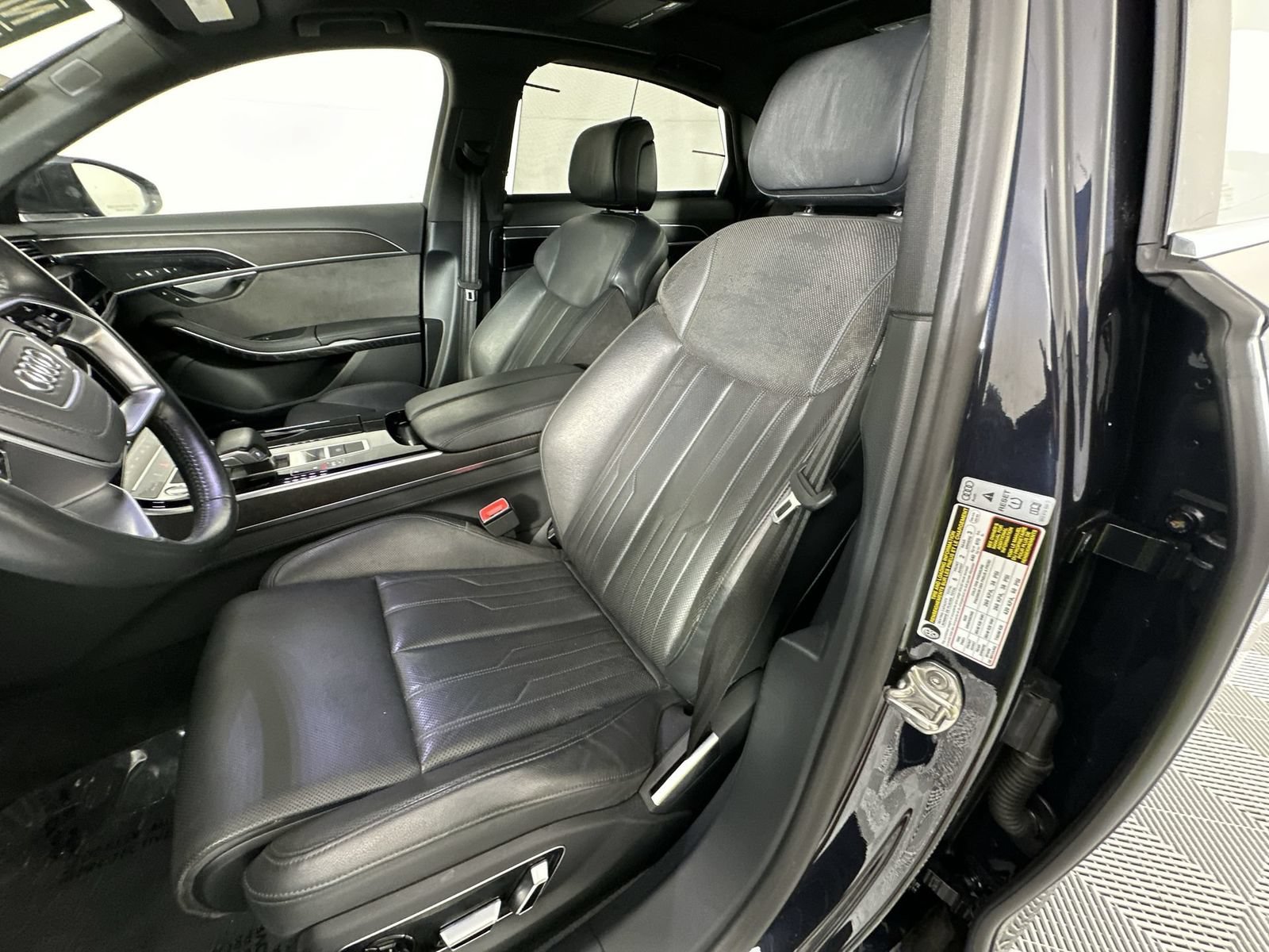 Used 2019 Audi A8 L 3.0T w/ Executive Package AWD/4WD image 11